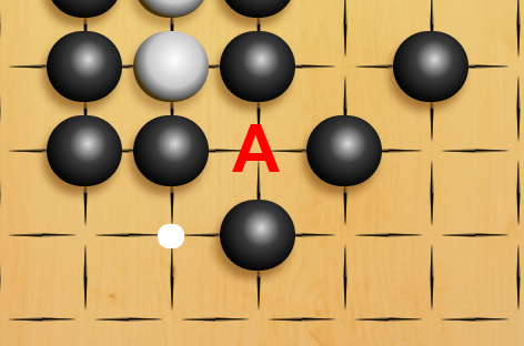 image of a white preview dot where white is considering playing into black's ponnuki, but Browser Go will not allow it